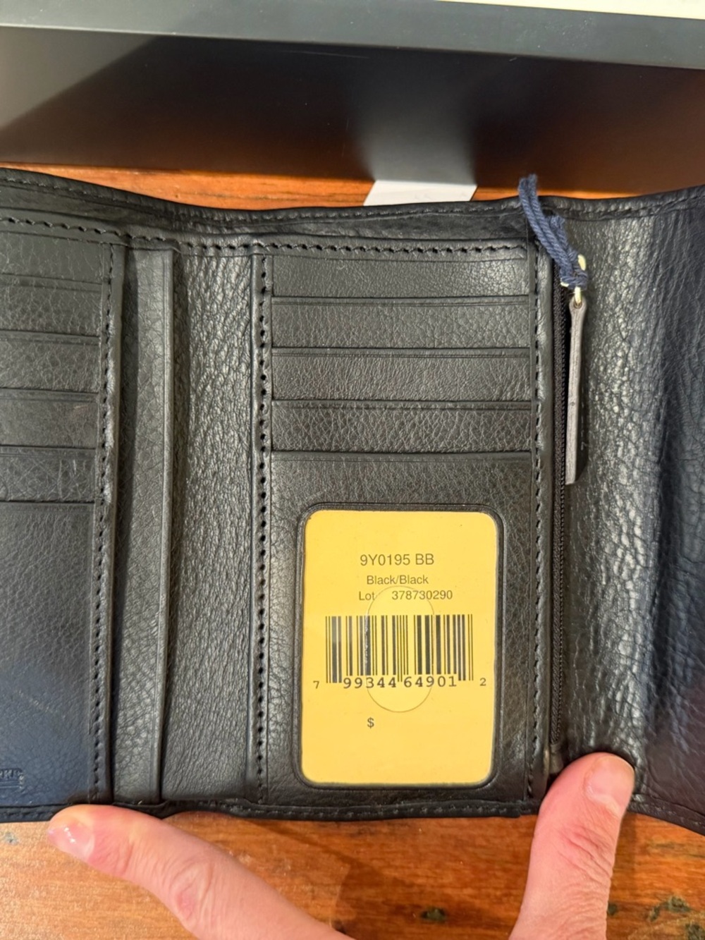 NEW Dooney & Bourke Florentine Black Leather Flap Wallet - Picture 2 of 4